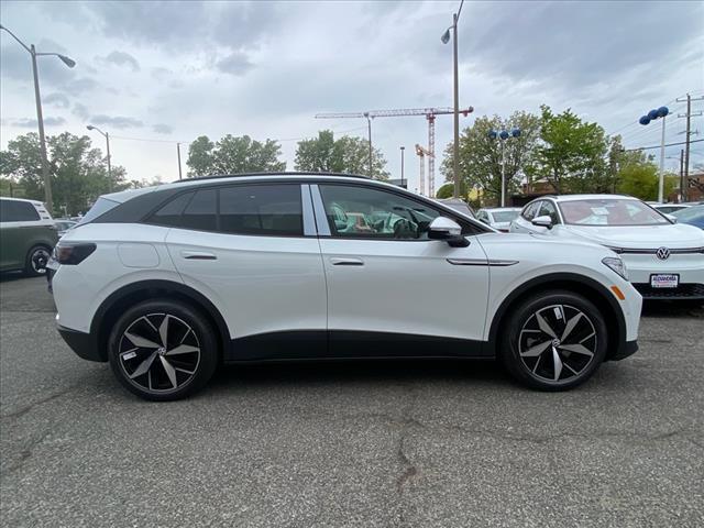 new 2025 Volkswagen ID.4 car, priced at $52,816