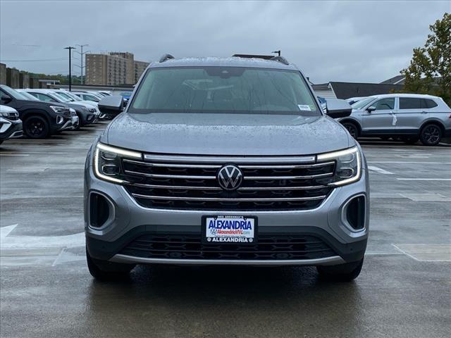 used 2024 Volkswagen Atlas car, priced at $35,900