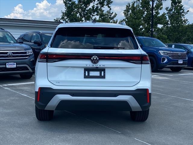 new 2025 Volkswagen Tiguan car, priced at $32,800