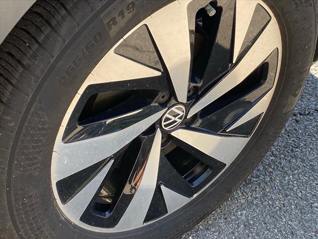 used 2023 Volkswagen ID.4 car, priced at $22,300