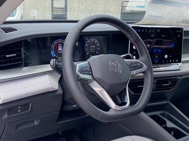 new 2025 Volkswagen Tiguan car, priced at $33,586