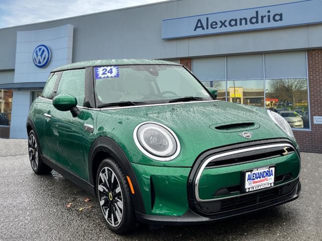 used 2024 MINI Hardtop car, priced at $24,800