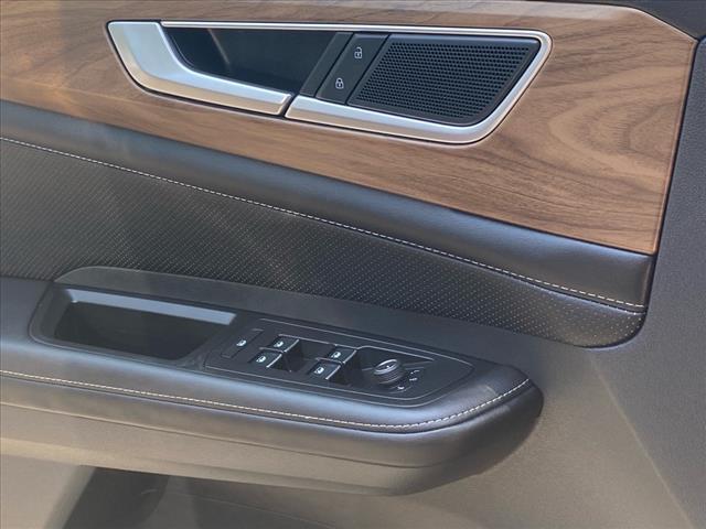 used 2024 Volkswagen Atlas car, priced at $37,900