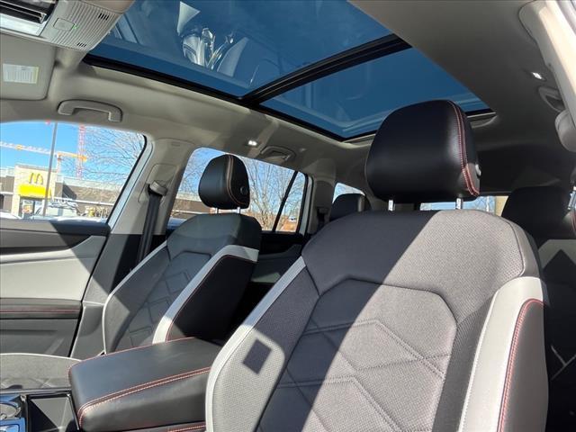 used 2024 Volkswagen Atlas car, priced at $37,900