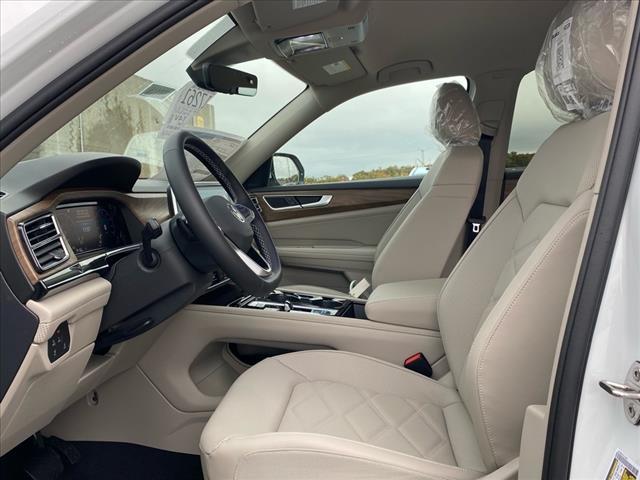 new 2026 Volkswagen Atlas car, priced at $44,183