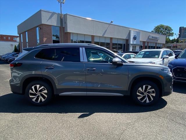new 2025 Volkswagen Tiguan car, priced at $30,467
