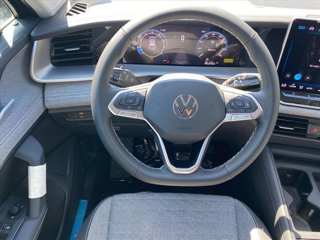 new 2025 Volkswagen Tiguan car, priced at $30,467