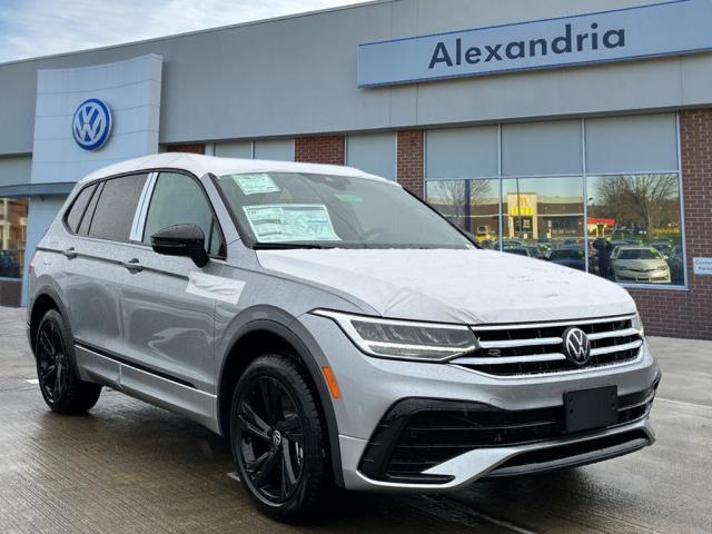 new 2024 Volkswagen Tiguan car, priced at $29,999