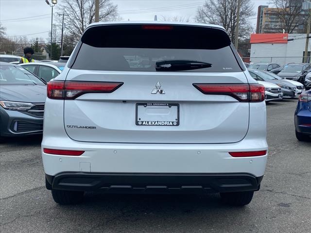 used 2022 Mitsubishi Outlander car, priced at $22,700
