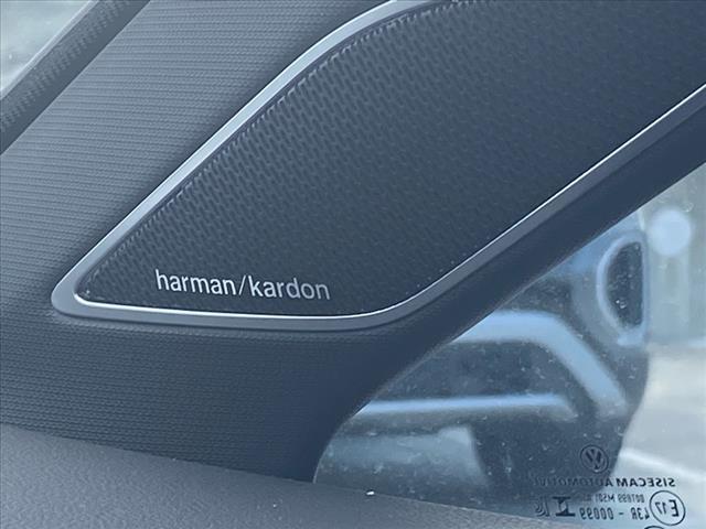 new 2025 Volkswagen Golf GTI car, priced at $40,755
