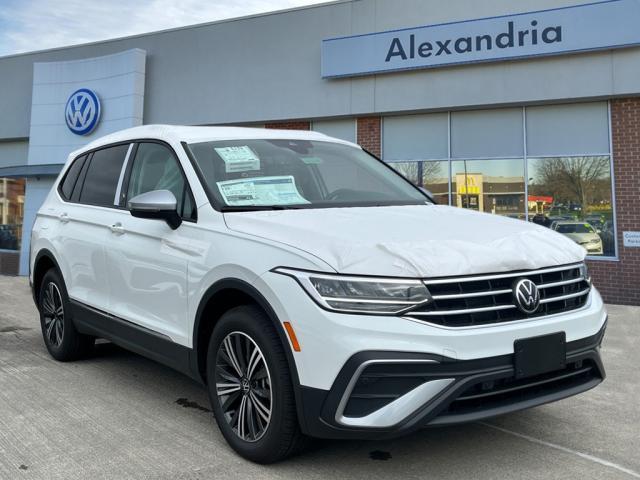 new 2024 Volkswagen Tiguan car, priced at $24,998