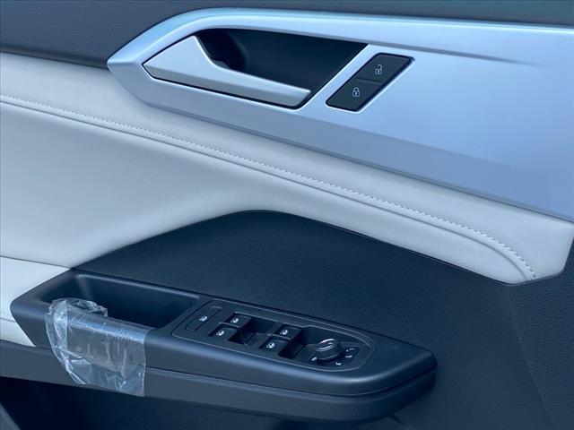 new 2025 Volkswagen Taos car, priced at $31,969