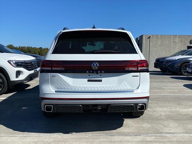 new 2025 Volkswagen Atlas car, priced at $46,457