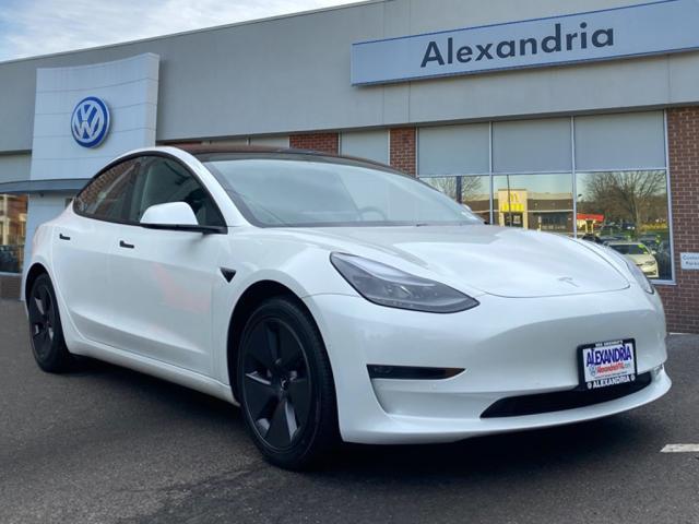 used 2021 Tesla Model 3 car, priced at $27,400