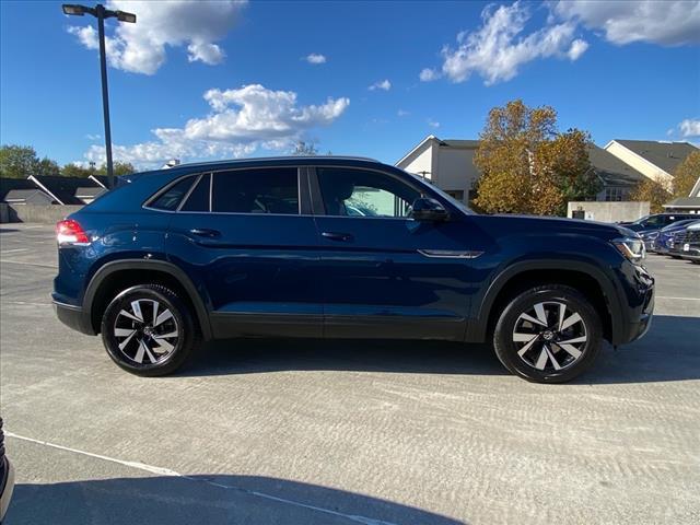 used 2020 Volkswagen Atlas Cross Sport car, priced at $20,000