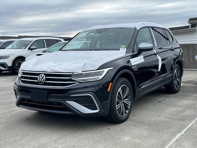 new 2024 Volkswagen Tiguan car, priced at $25,660