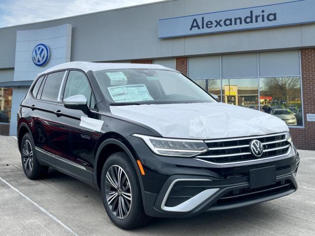 new 2024 Volkswagen Tiguan car, priced at $25,660