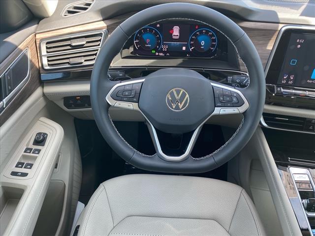new 2025 Volkswagen Atlas car, priced at $46,656