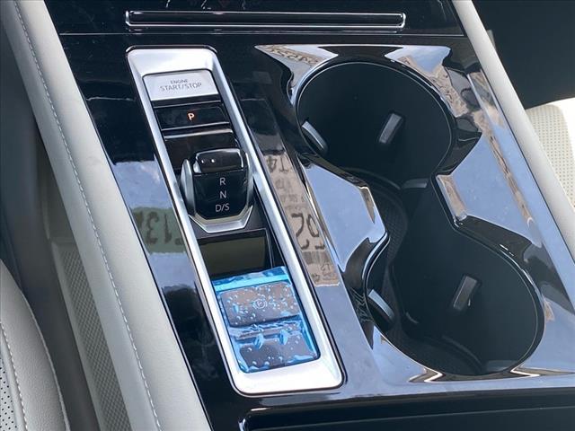 new 2025 Volkswagen Atlas car, priced at $46,656