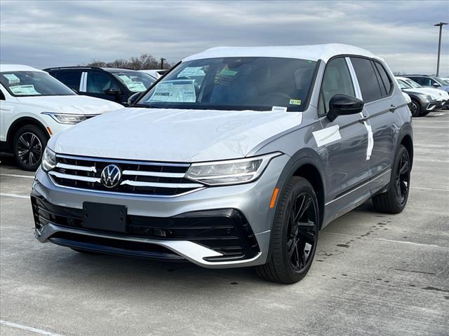 new 2024 Volkswagen Tiguan car, priced at $29,999