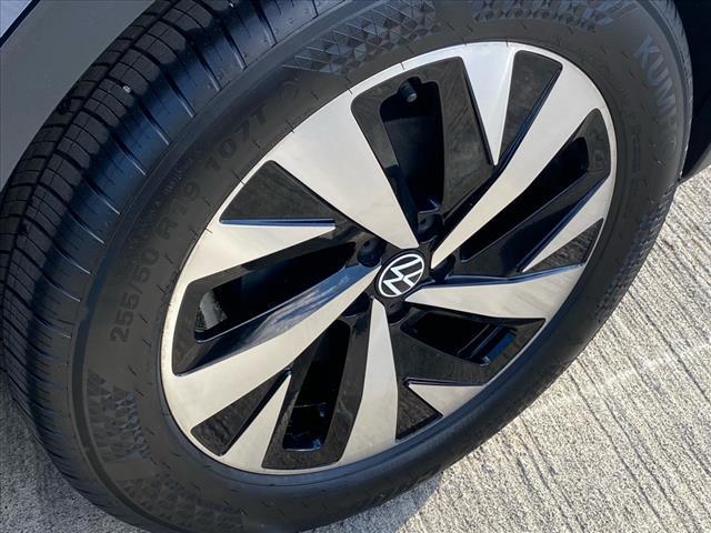 used 2023 Volkswagen ID.4 car, priced at $19,400