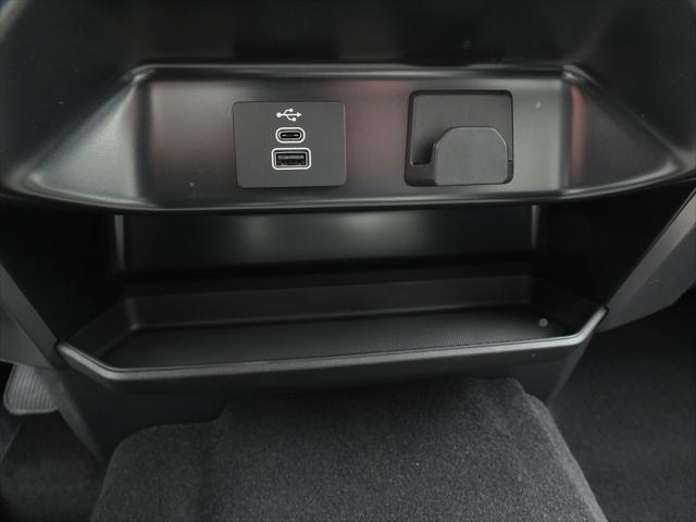 new 2025 Ford F-150 car, priced at $50,992