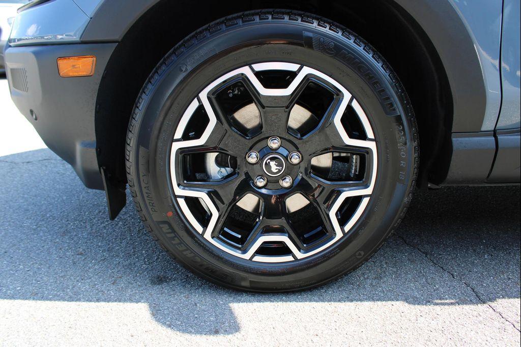 new 2025 Ford Bronco Sport car, priced at $39,980