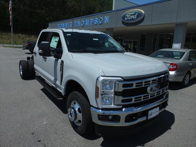new 2025 Ford F-350 car, priced at $73,610