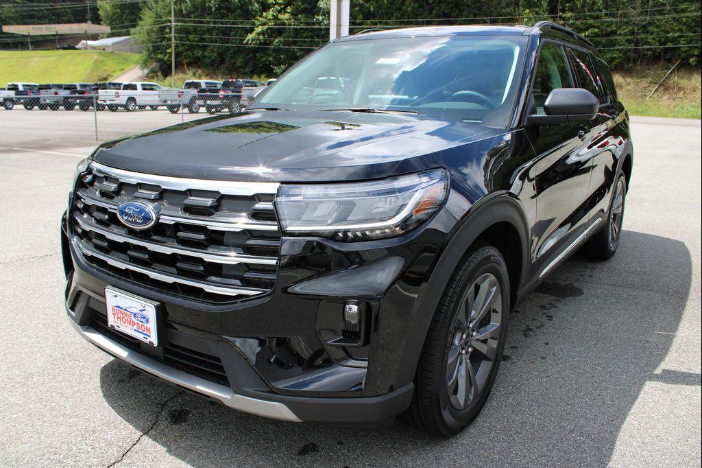 new 2025 Ford Explorer car, priced at $48,915