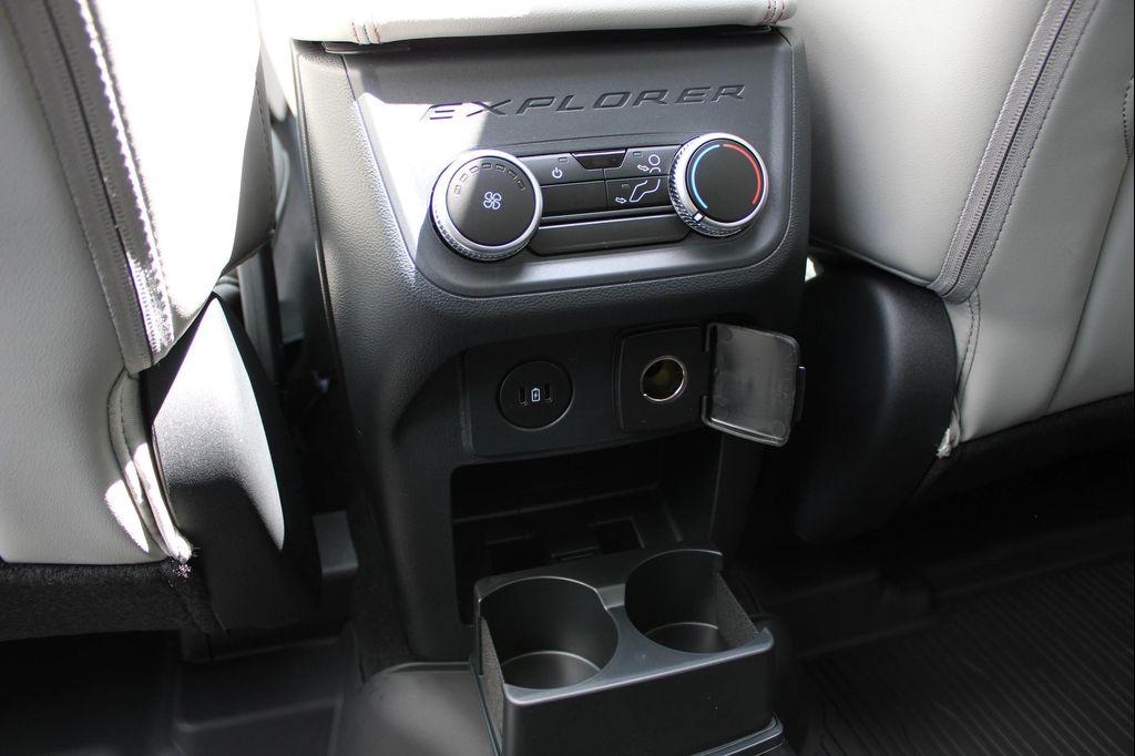 new 2025 Ford Explorer car, priced at $48,915