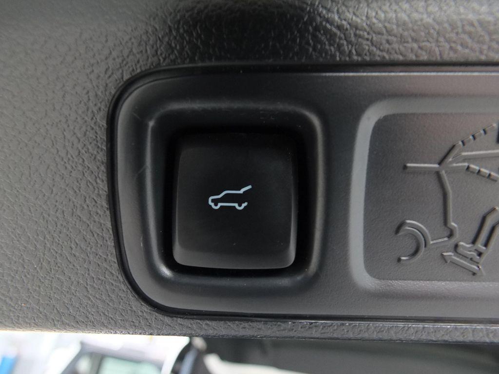 used 2024 Ford Expedition car, priced at $55,987