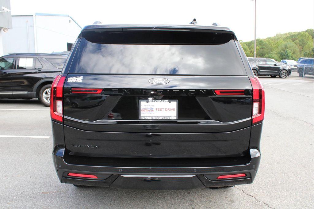 new 2025 Ford Expedition car, priced at $84,685