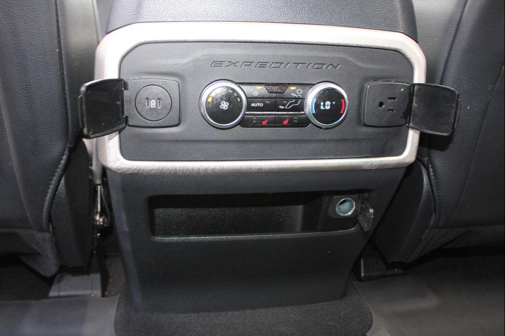 used 2024 Ford Expedition car, priced at $66,887