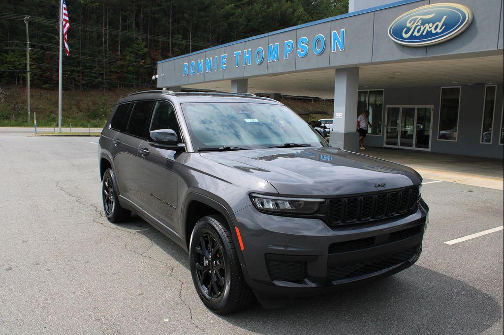 used 2024 Jeep Grand Cherokee L car, priced at $32,994