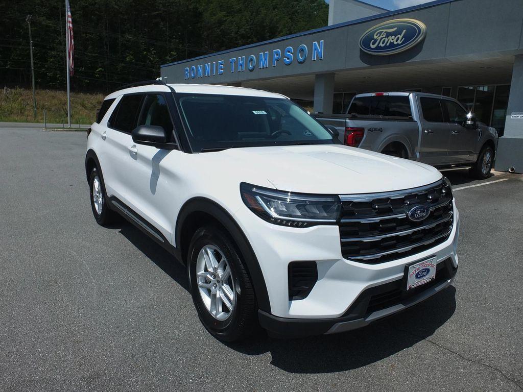 new 2025 Ford Explorer car, priced at $39,495