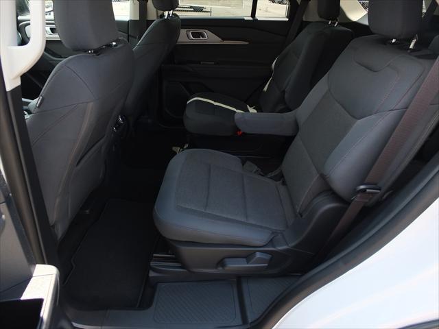 new 2025 Ford Explorer car, priced at $39,314