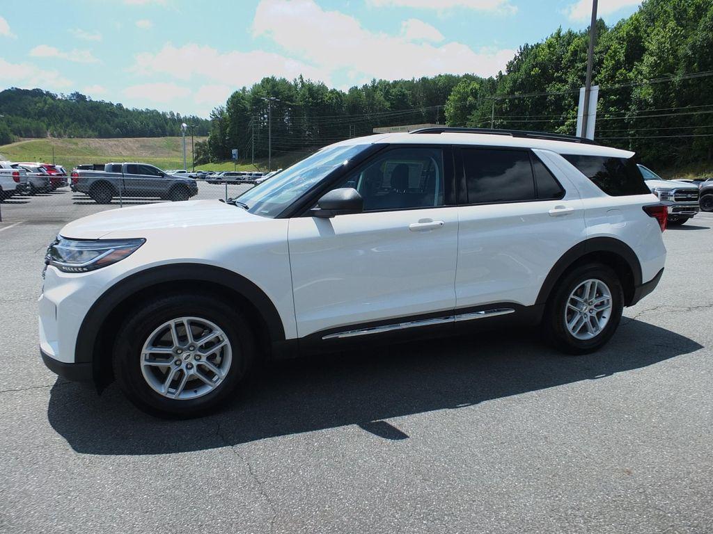 new 2025 Ford Explorer car, priced at $39,495