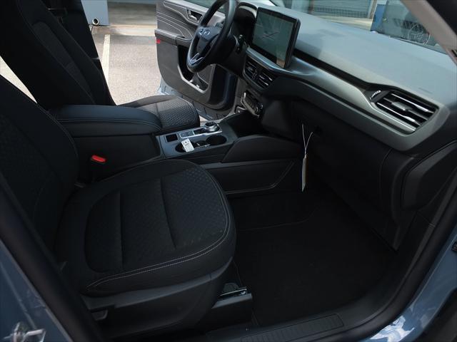 new 2025 Ford Escape car, priced at $29,566