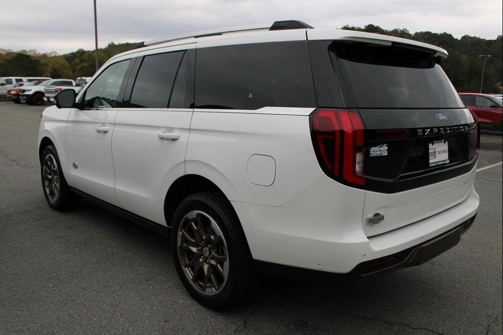 new 2025 Ford Expedition car, priced at $87,790