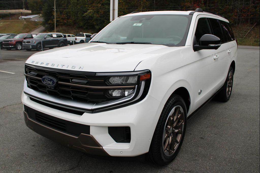 new 2025 Ford Expedition car, priced at $87,790