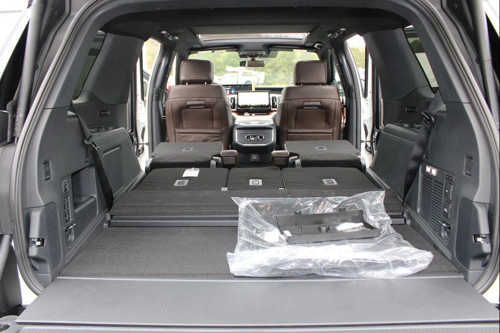 new 2025 Ford Expedition car, priced at $87,790