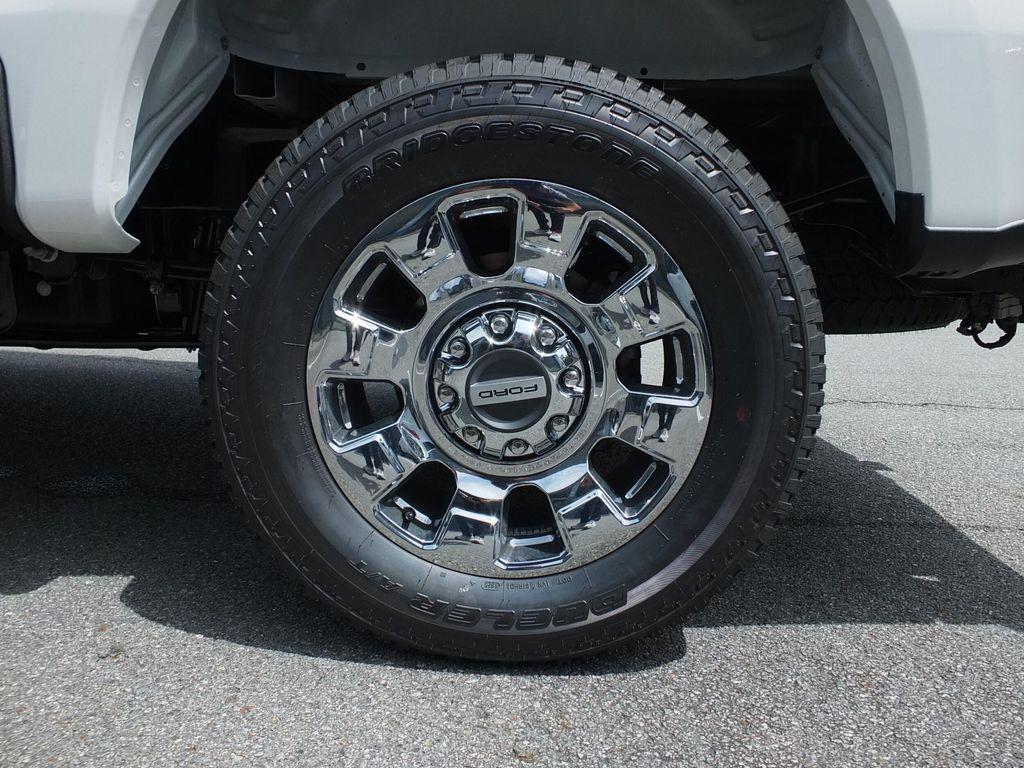 new 2025 Ford F-250 car, priced at $81,270