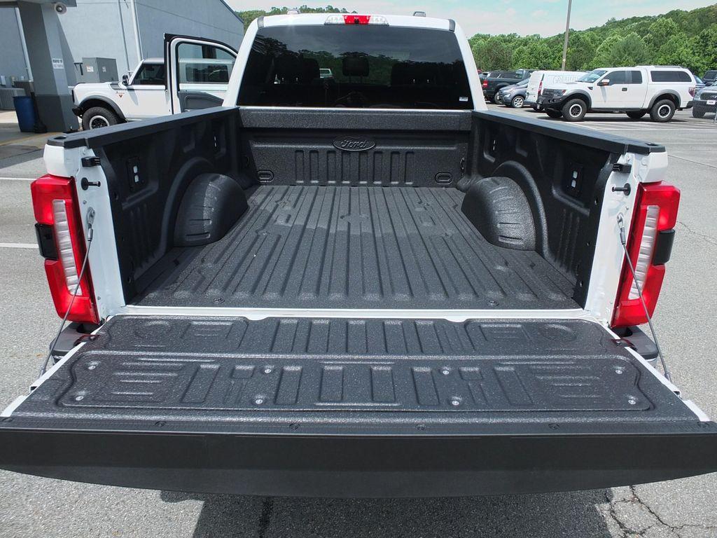 new 2025 Ford F-250 car, priced at $81,270