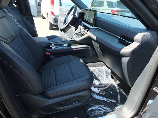 new 2025 Ford Explorer car, priced at $52,260