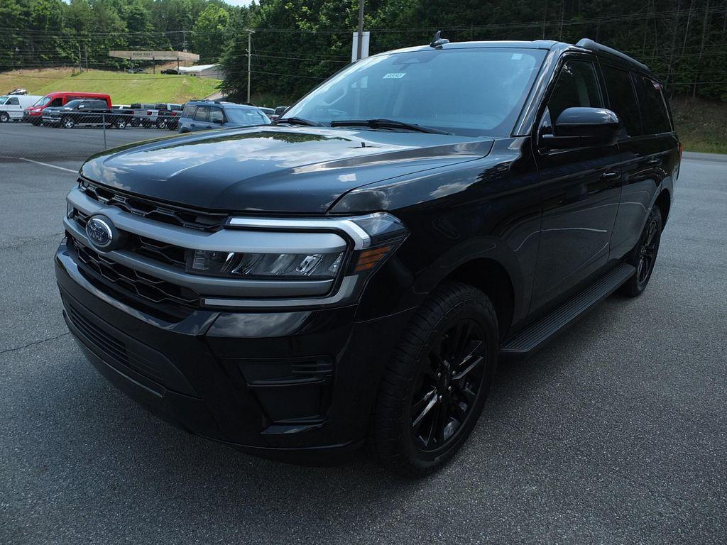 used 2024 Ford Expedition car, priced at $52,803