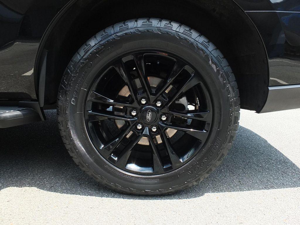 used 2024 Ford Expedition car, priced at $52,803