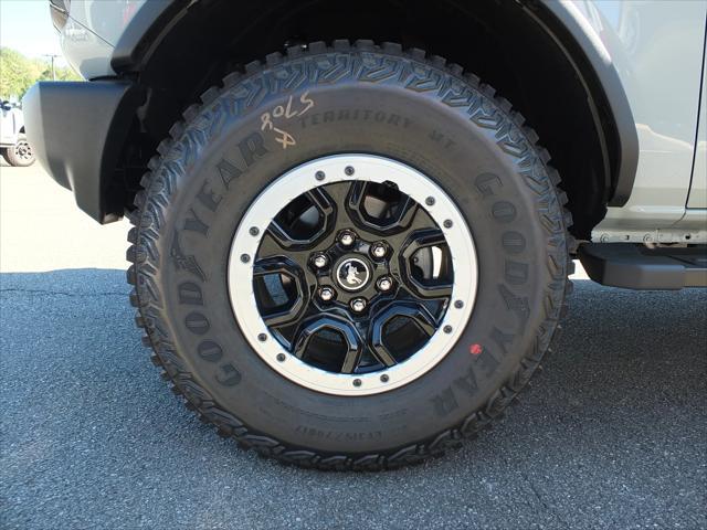 new 2024 Ford Bronco car, priced at $60,027