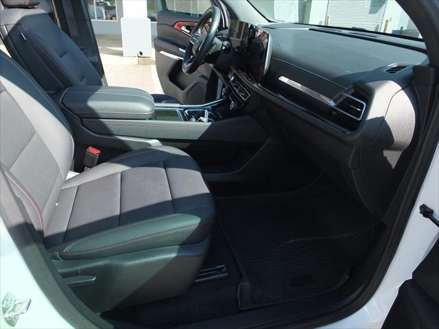 used 2024 Chevrolet Traverse car, priced at $48,777