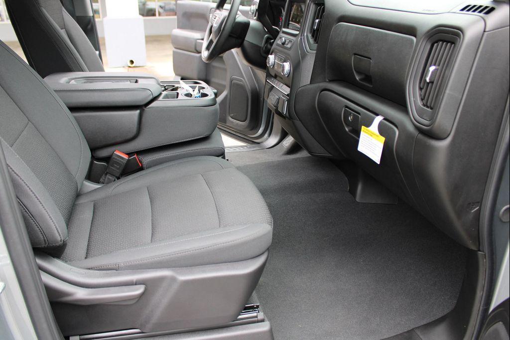 used 2024 GMC Sierra 1500 car, priced at $39,998