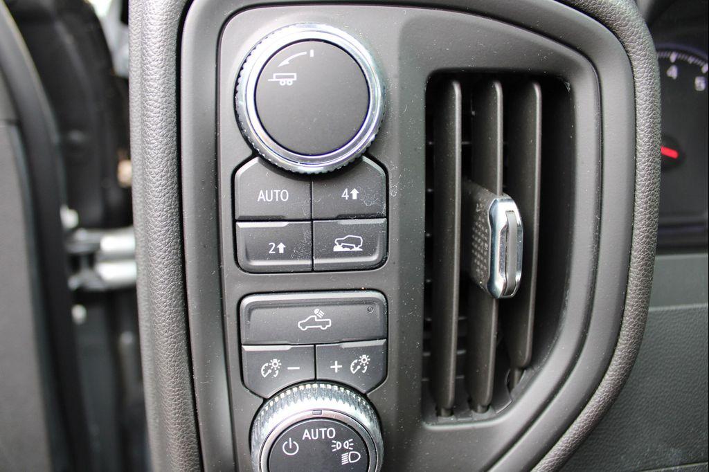 used 2024 GMC Sierra 1500 car, priced at $39,998